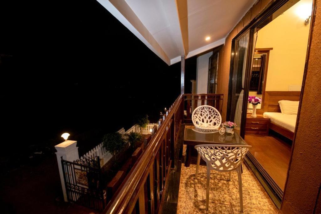 Paramount 3 Ac Bedrooms Hall Garden With Lake View Panchgani Exteriör bild